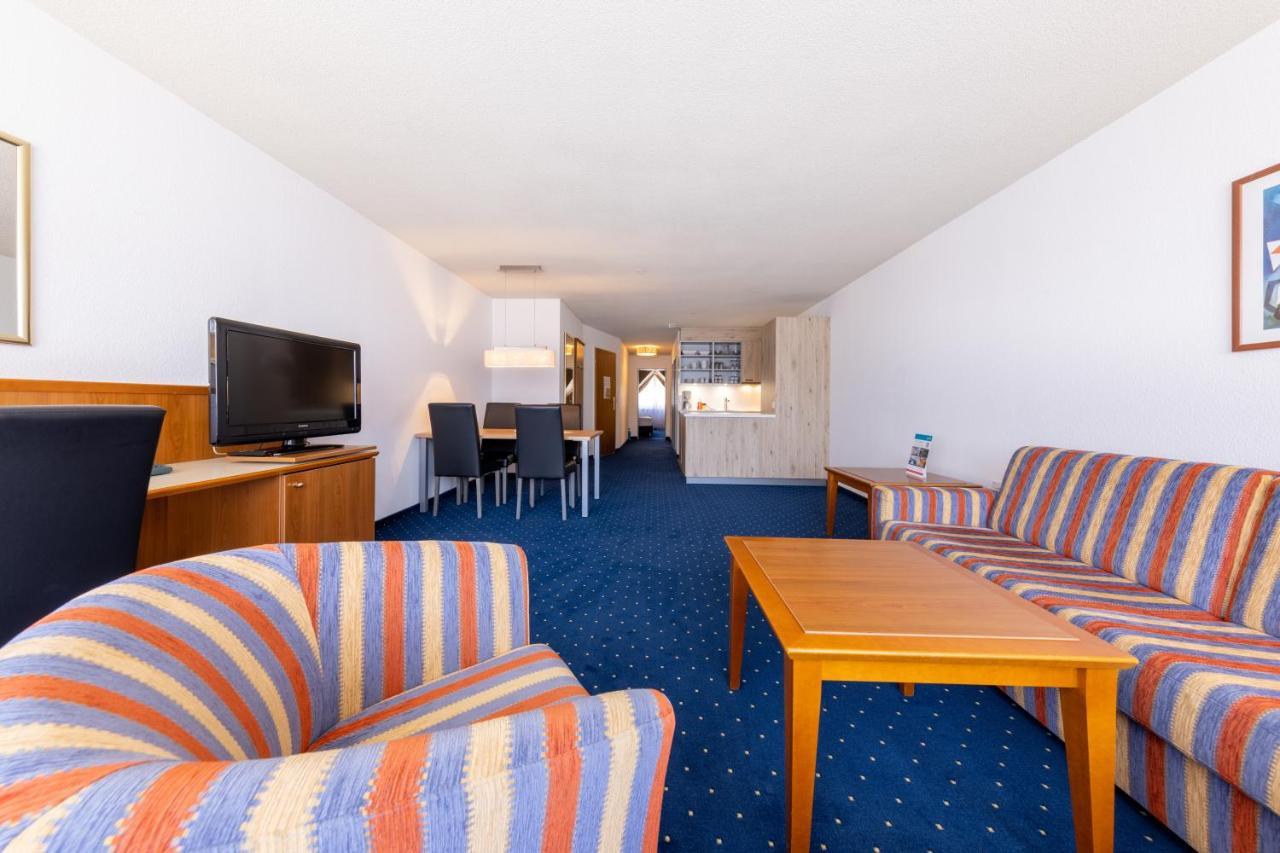 Apart Holidays Моршах Екстериор снимка