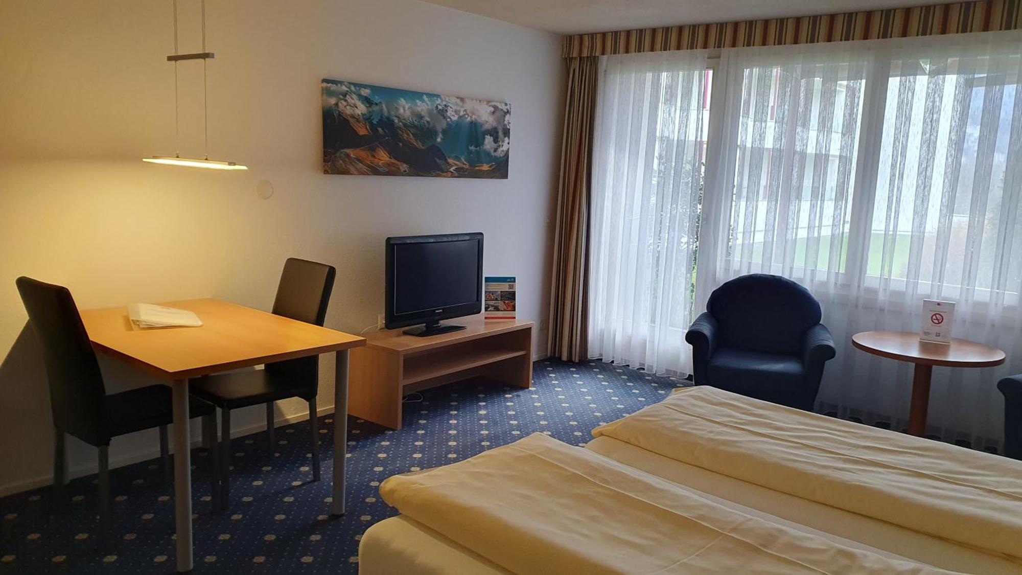Apart Holidays Моршах Екстериор снимка